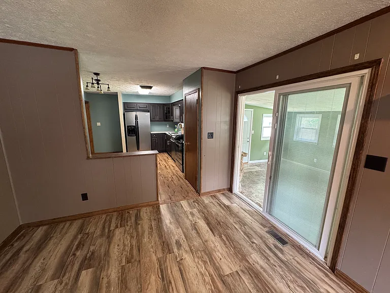 941 Stonegate Rd — Photo 20