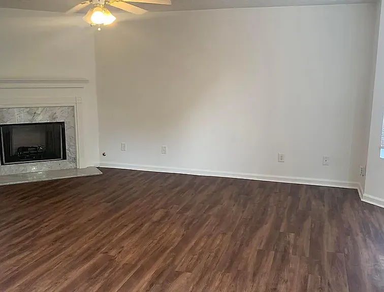5727 Windfall Ln — Photo 13