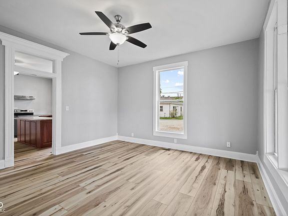 5th image of 212 Indianapolis Rd