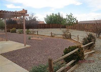 3rd image of 15152 Desert Oak Cir