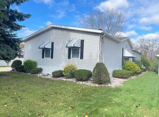 29 Petunia Cir, Matteson, IL 60443