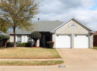 1209 Princeton Pl, Euless, TX 76040