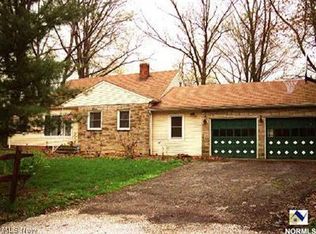 4374 Lucille Rd, Cleveland, OH 44121