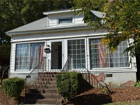 1004 Highland Ave, Greensboro, NC 27403