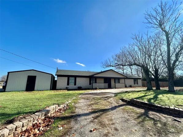 108 Bois D Arc St, Whitesboro, TX 76273