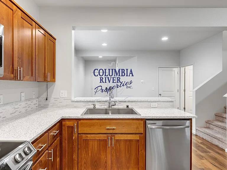 7104 NE 13th Ave — Photo 15