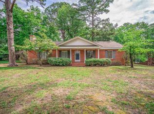 818 Charlotte Dr, Longview, TX 75601