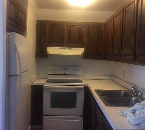 3rd image of 5270 Greywood Dr APT 2