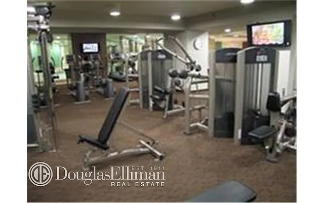Sold by Douglas Elliman | media 15