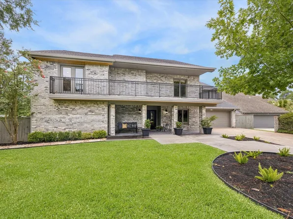 3135 Chippers Xing, Montgomery, TX 77356