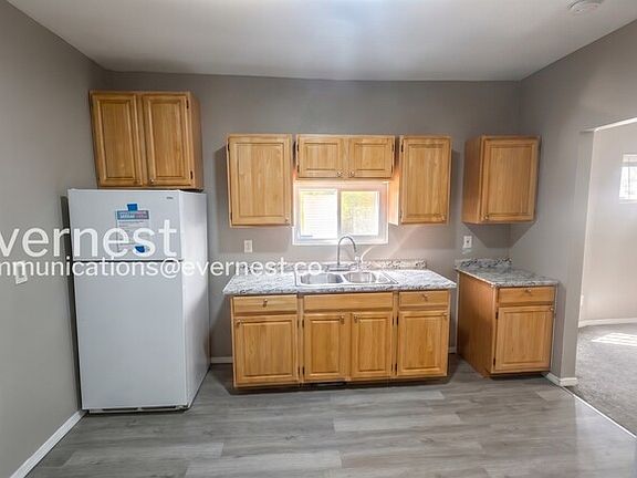 5th image of 1265 E 99th St