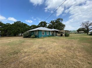 1103 N Ellis St, Giddings, TX 78942