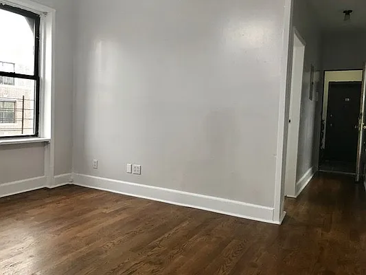 Rented by G2 Realty Group LLC | media 4