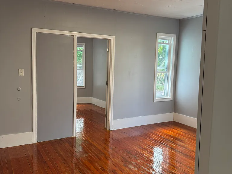442 Grafton St #2 — Photo 8