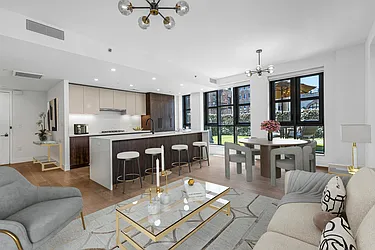 11 Hancock Place, #304