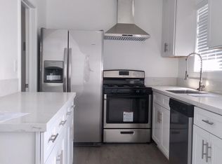 827 S St Andrews Pl APT 11, Los Angeles, CA 90005