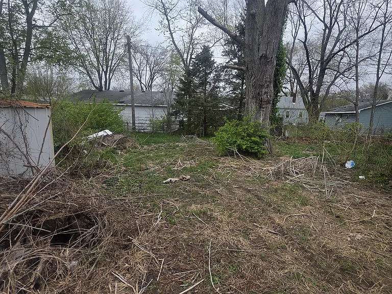 1828 W Leafland Ave — Photo 4
