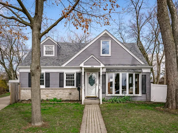 3091 Lance Dr, Des Plaines, IL 60016