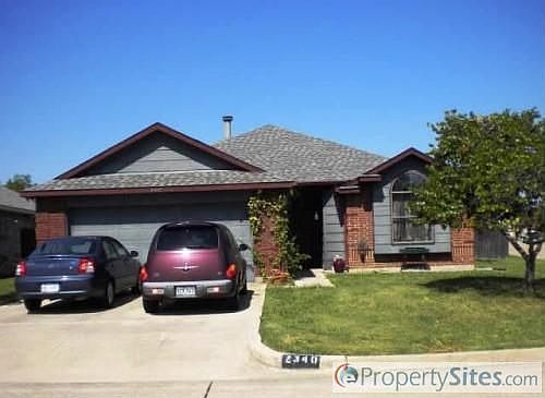 1st image of 2340 Woodvine Ct