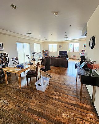 4th image of 28-14 31st St #6