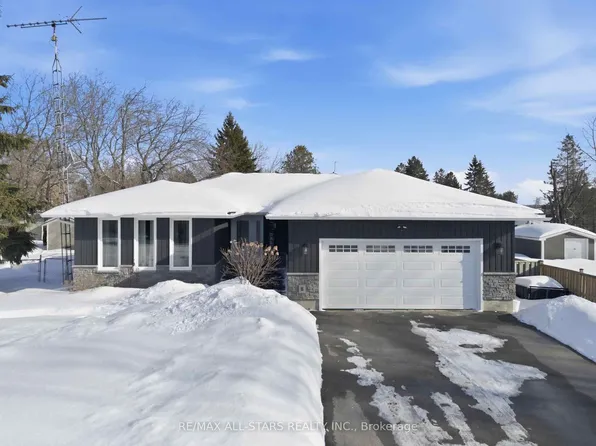 257 Port Hoover Rd, Kawartha Lakes, ON K0M 2C0