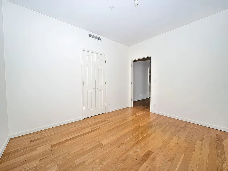 208 S 3rd St #2A — Photo 12