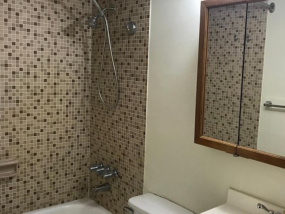 4th image of 8701 SW 141st St APT H4