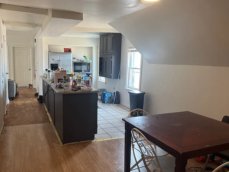 2921 N Spaulding Ave #3 — Photo 5