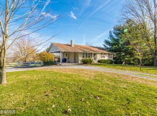 6601 Charles Dr, Mount Airy, MD 21771