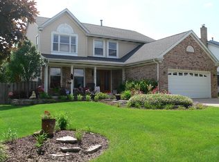 322 Ridgewood Dr, Bloomingdale, IL 60108