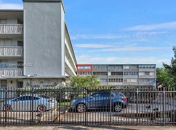 2nd image of 1515 NE 125th Ter APT 409