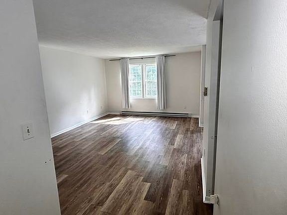 5th image of 86 Twin Oaks Terrace #86