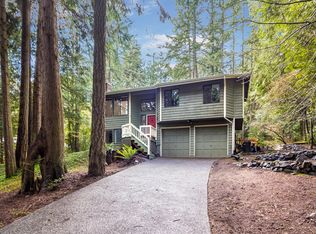 6736 NE Baker Hill Rd, Bainbridge Island, WA 98110