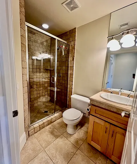 10305 Almayo Ave #301 — Photo 40