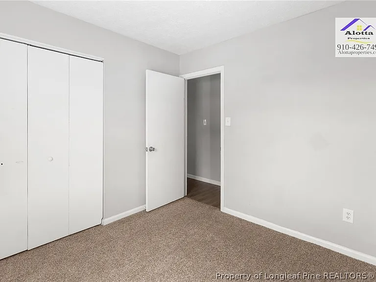 818 Grambling Ct — Photo 19