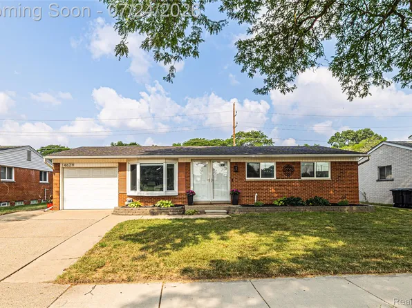 14629 Newburgh Rd, Livonia, MI 48154