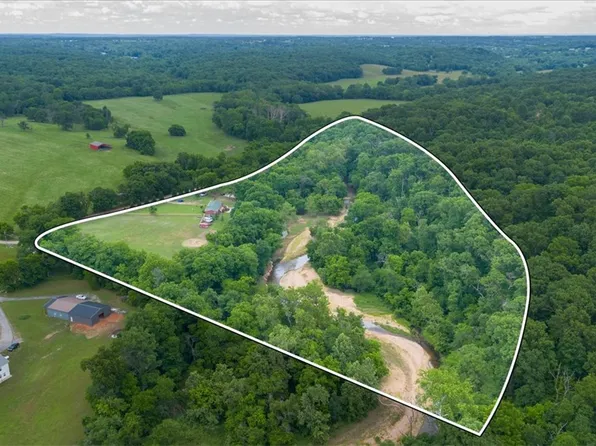 16123 Fruitwood Rd, Gravette, AR 72736