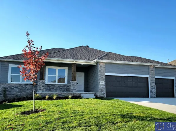 17025 Daniel St, Bennington, NE 68007