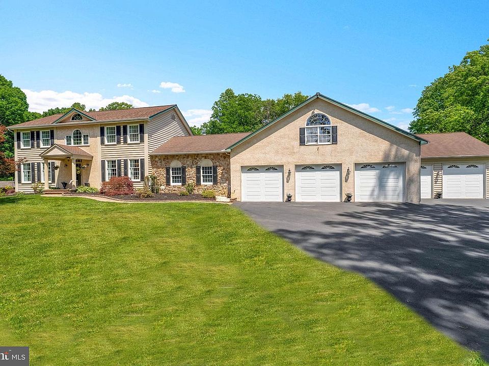 1st image of 150 Mink Hollow Rd