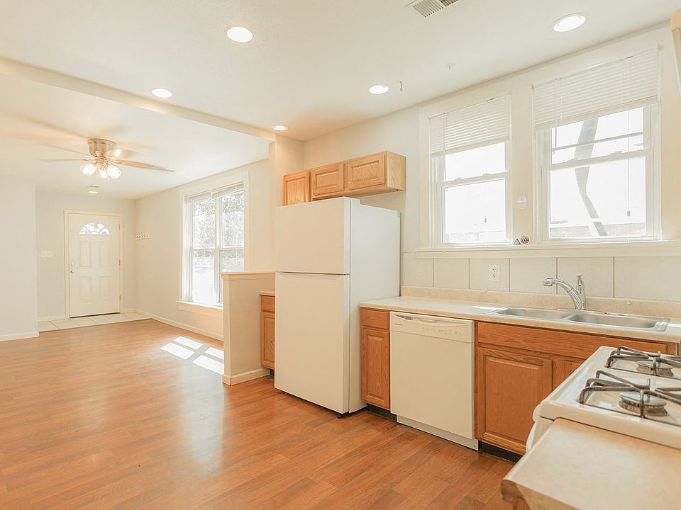 1611 9th Street Kitchen