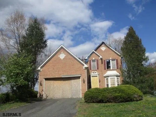 2 Deerfield Dr, Bridgeton, NJ 08302