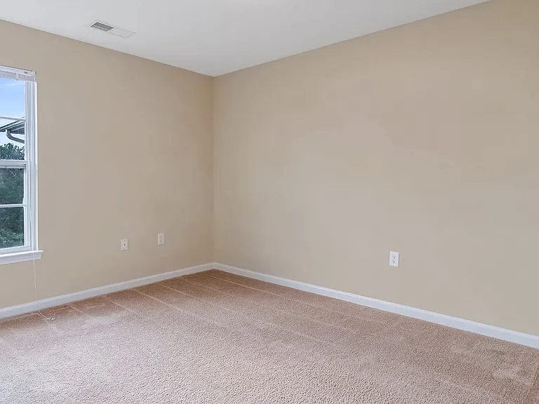 Madison Heights Luxury Apartments — Photo 56