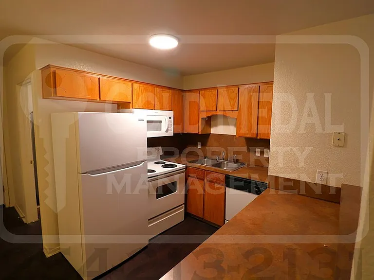 1208 Industrial Blvd — Photo 5