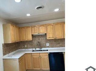 5413 Martin Luther King Jr Blvd, Sacramento, CA 95820