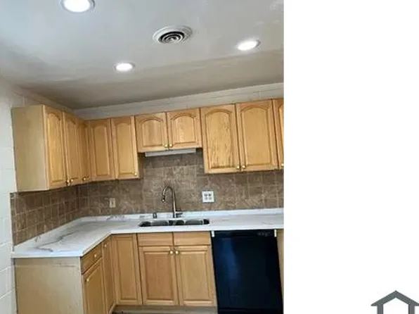 5413 Martin Luther King Jr Blvd, Sacramento, CA 95820