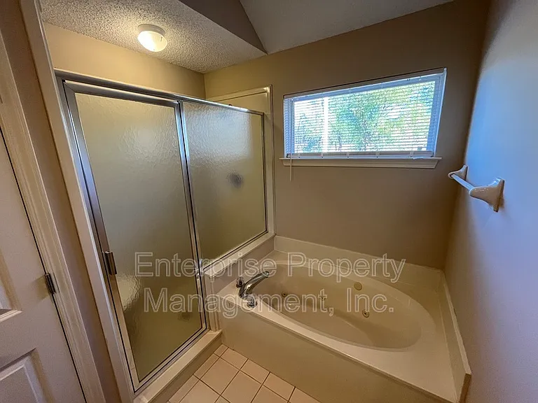 1330 Siskin Dr — Photo 14