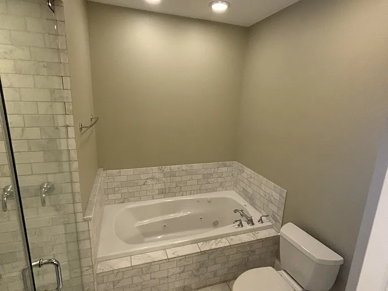 212 N Halsted St #2 — Photo 31