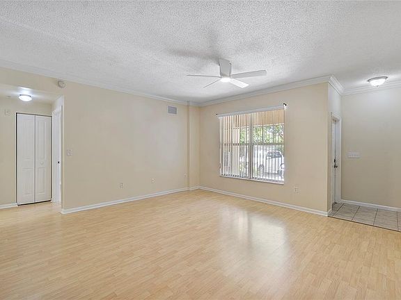 5th image of 6020 W Sample Rd #103