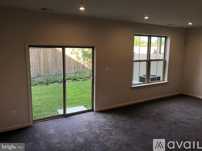 2950 Timberneck Way — Photo 3