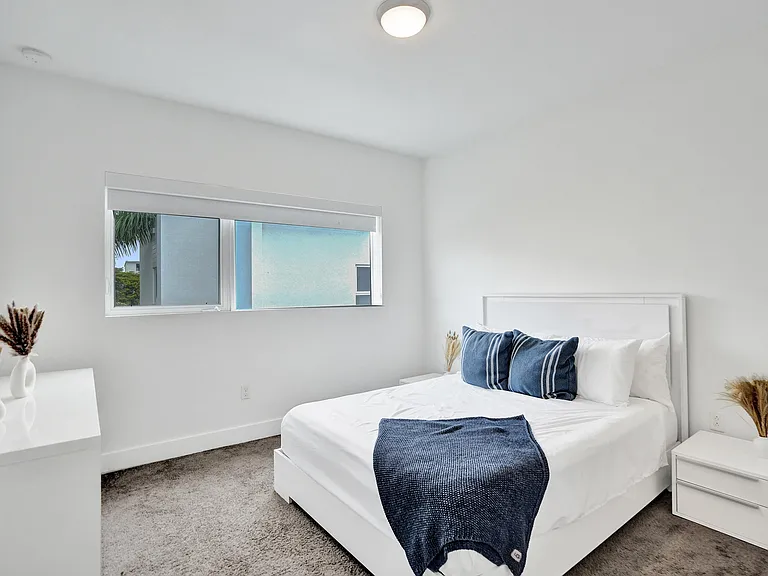 1347 N Ocean Blvd — Photo 38